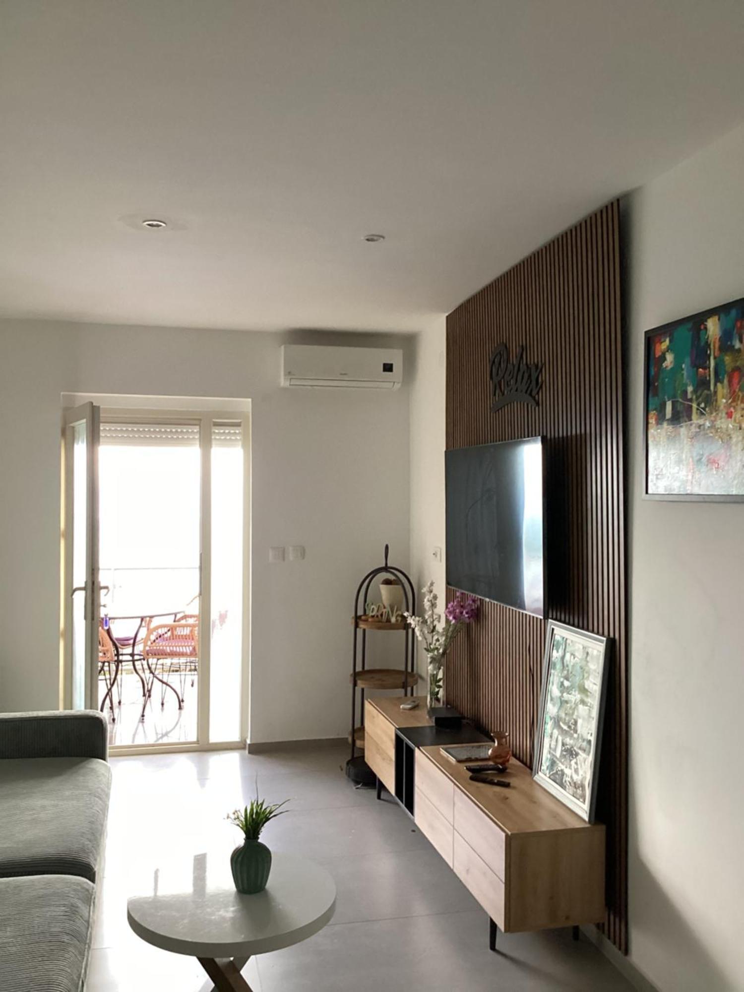 Melanie Apartman *