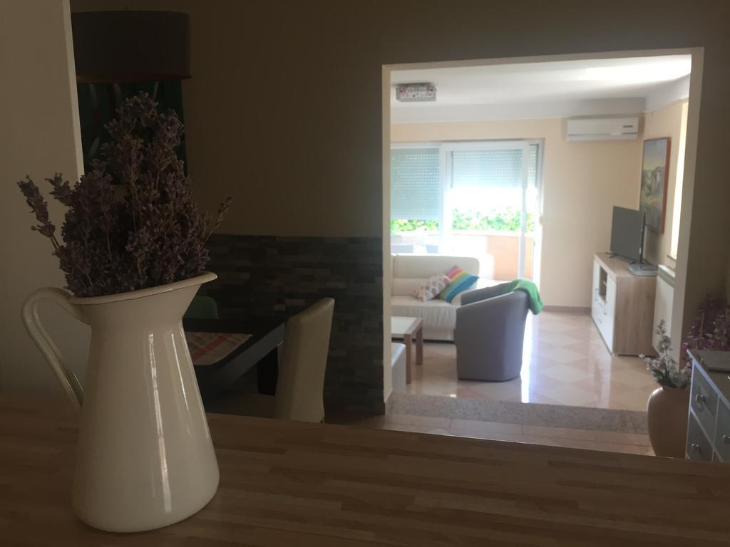 Melanie Apartman